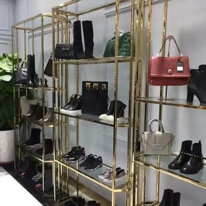 giá treo quần áo shop