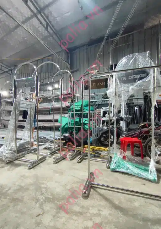 Xưởng sản xuất giá treo quần áo Palia