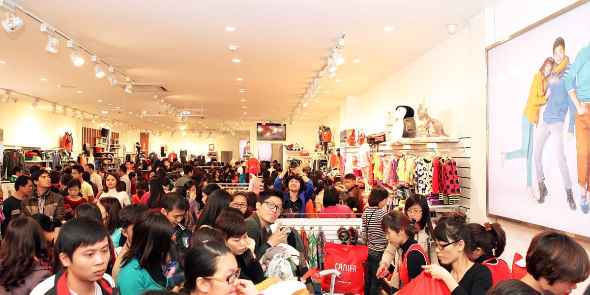 shop đông khách