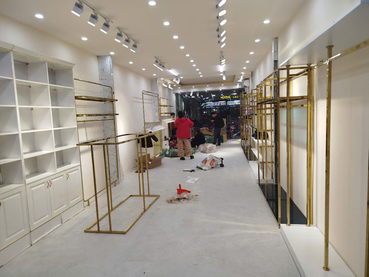 Xưởng sản xuất giá treo quần áo Palia
