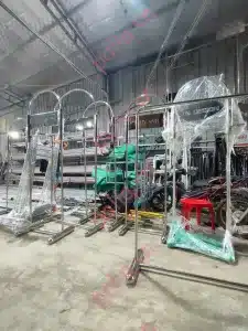 xưởng sản xuất giá treo quần áo